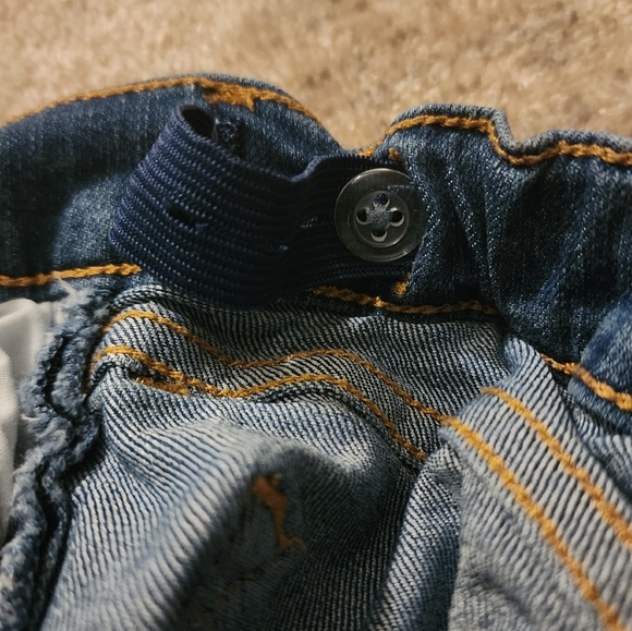 ** 2/$25 ** Bundle of 2 Girls' Denim Shorts - Picture 12 of 12